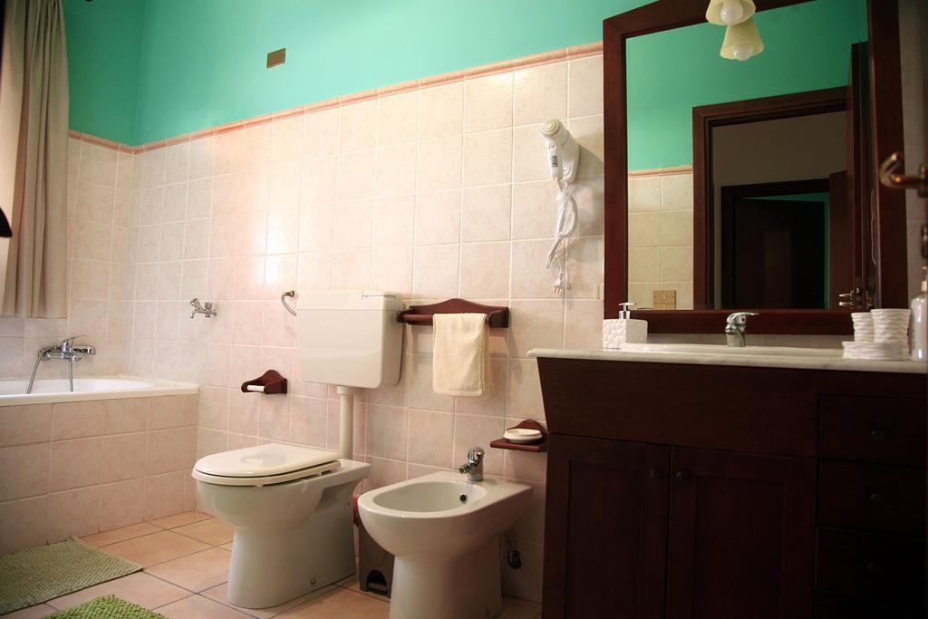 קסטל די טוסה Casa Verde Mare מראה חיצוני תמונה